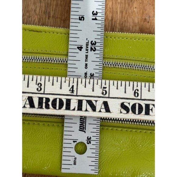 Hobo International Convertible Crossbody Wristlet Lime Green Zippers Cristel NWT - Picture 13 of 15